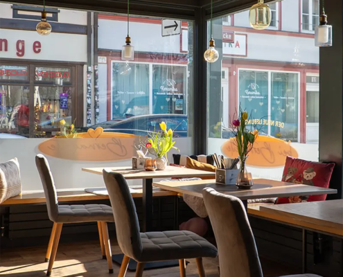 Innenansicht des Cafes bei Bernadette in Erfurt am Domplatz auf der Langen Brücke