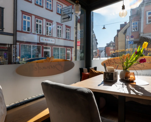 Innenansicht des Cafes bei Bernadette in Erfurt am Domplatz auf der Langen Brücke